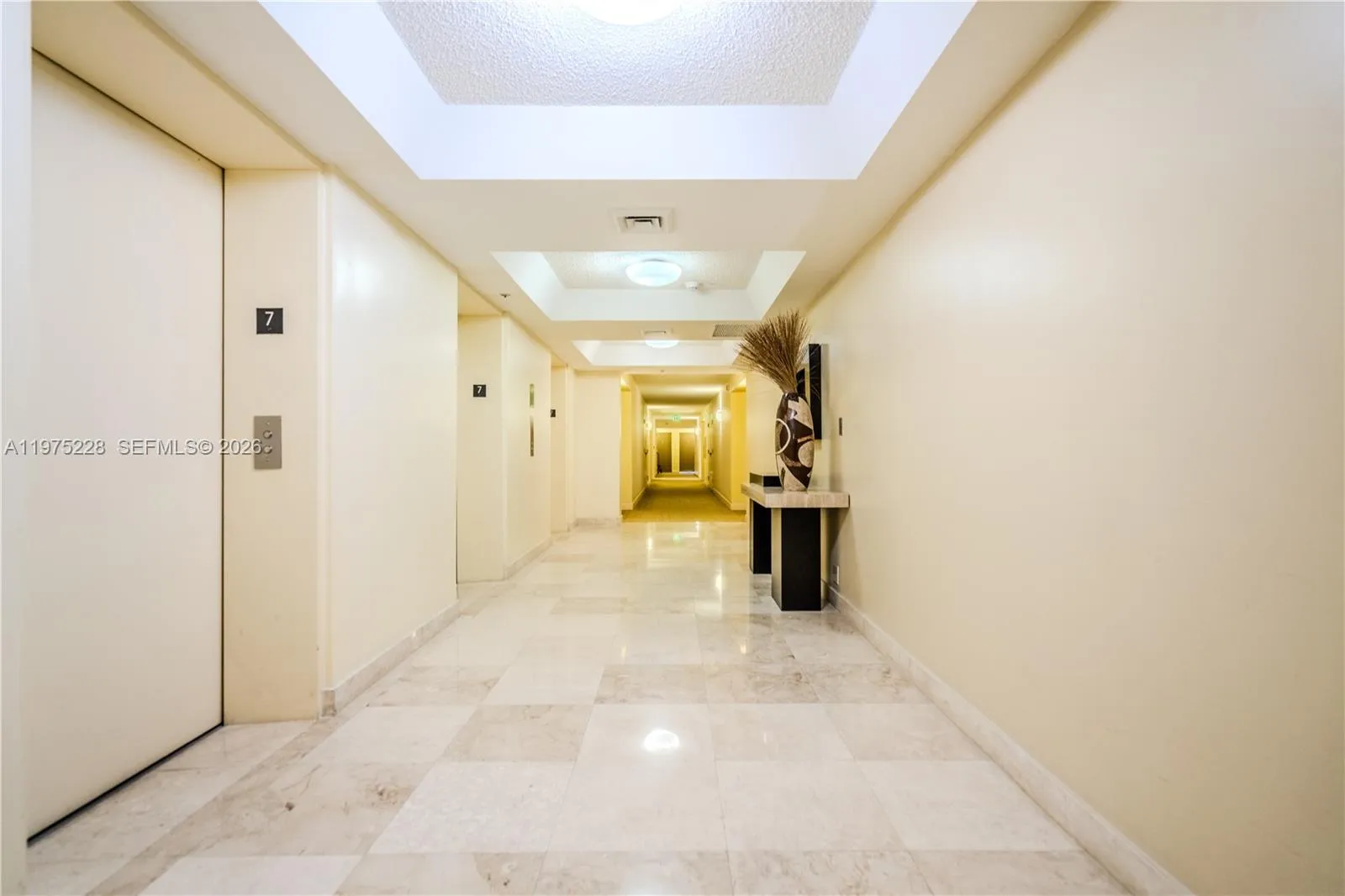 6767 Collins Ave 706, Miami Beach, Florida 33141, Miami Beach, Florida 33141, 2 Bedrooms Bedrooms, ,2 BathroomsBathrooms,Residential,For Sale,6767 Collins Ave 706, Miami Beach, Florida 33141,A11975228