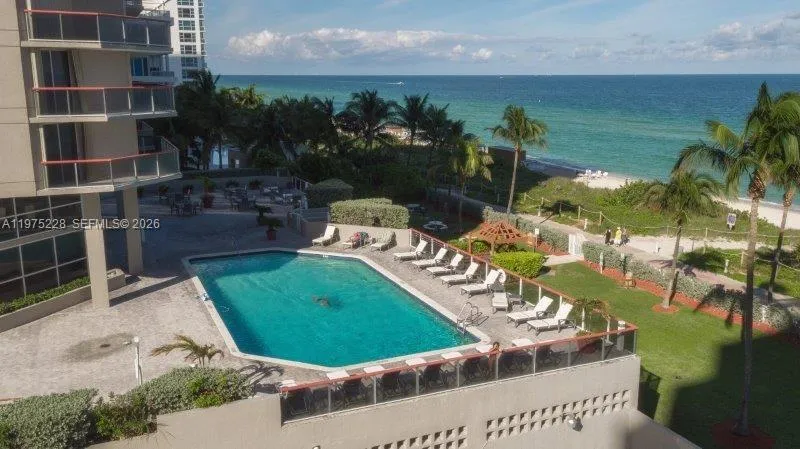 6767 Collins Ave 706, Miami Beach, Florida 33141, Miami Beach, Florida 33141, 2 Bedrooms Bedrooms, ,2 BathroomsBathrooms,Residential,For Sale,6767 Collins Ave 706, Miami Beach, Florida 33141,A11975228