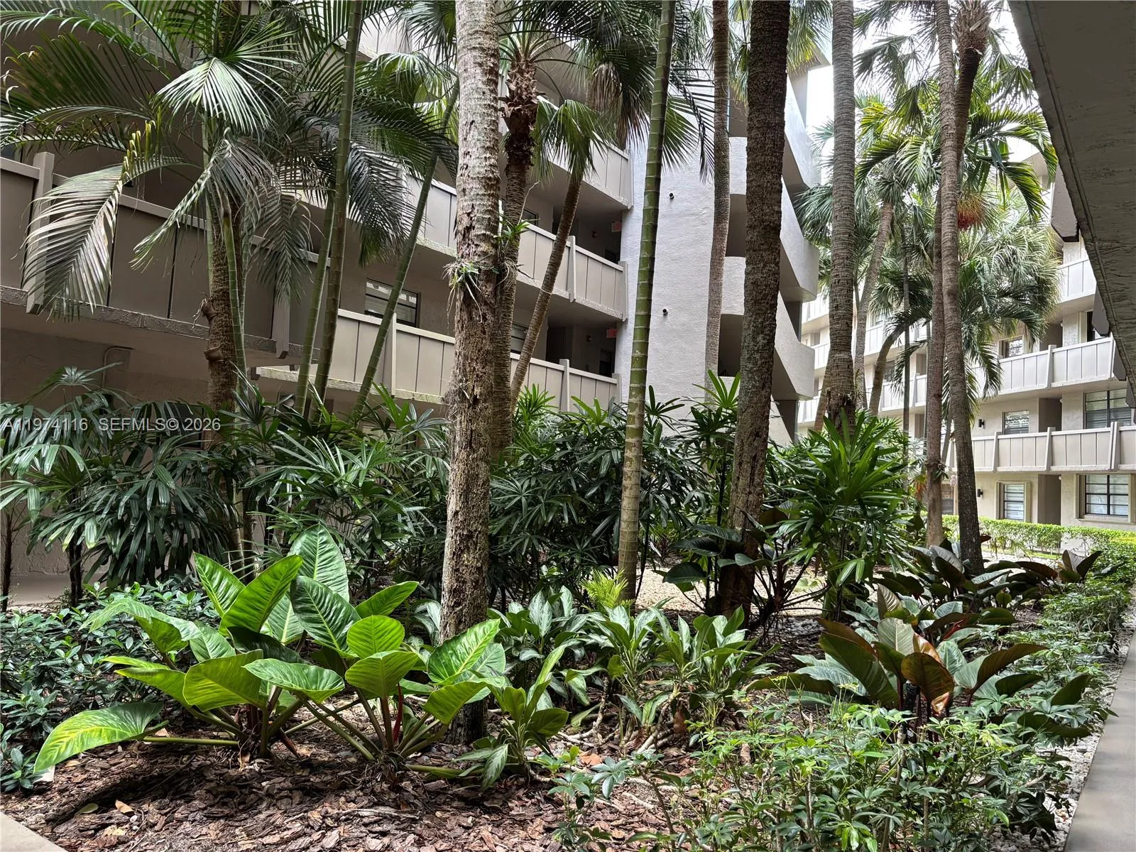 1100 Colony Point Cir 316, Pembroke Pines, Florida, Pembroke Pines, Florida 33026, 1 Bedroom Bedrooms, ,1 BathroomBathrooms,Residential,For Sale,1100 Colony Point Cir 316, Pembroke Pines, Florida,A11974116