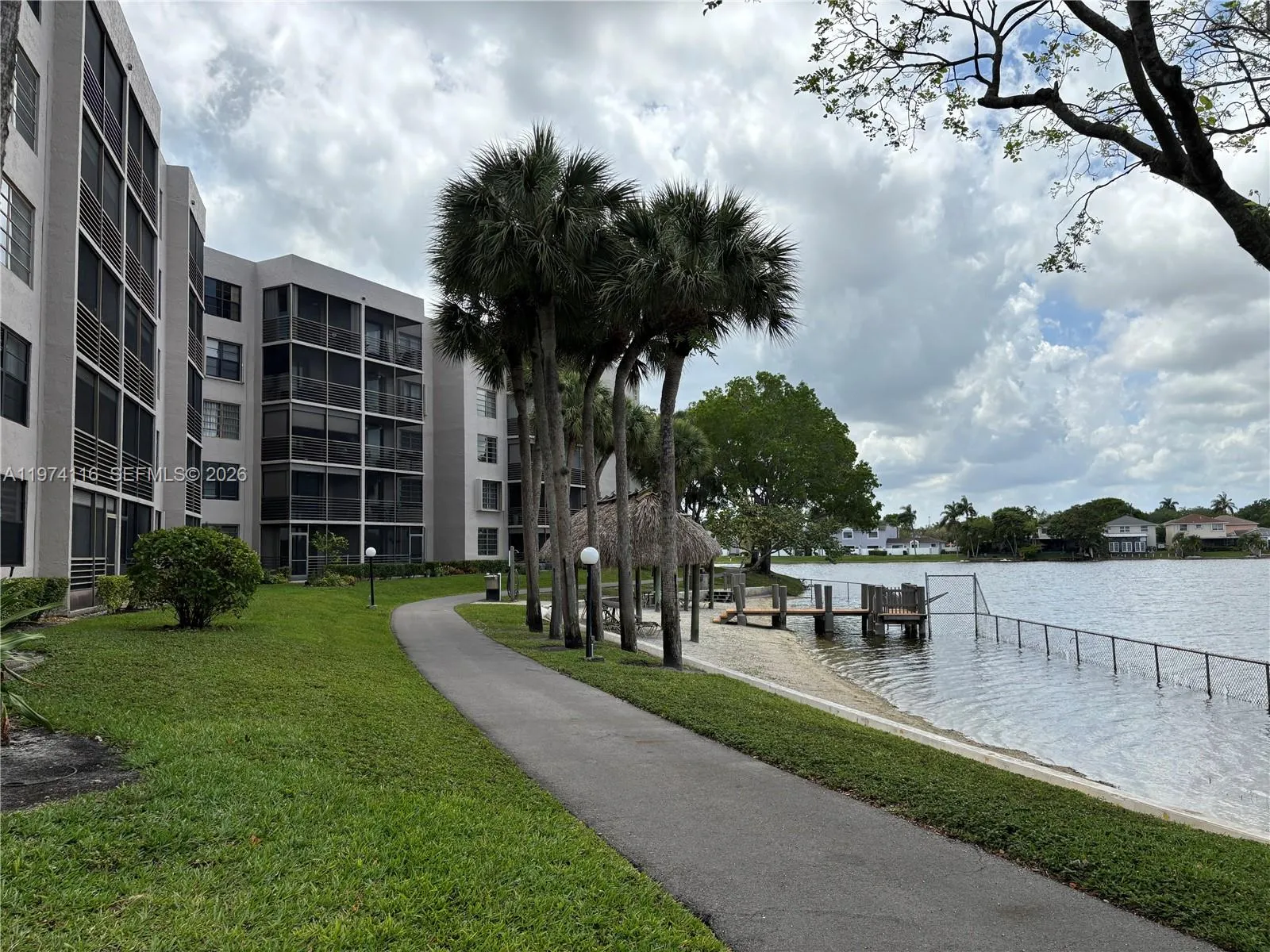 1100 Colony Point Cir 316, Pembroke Pines, Florida, Pembroke Pines, Florida 33026, 1 Bedroom Bedrooms, ,1 BathroomBathrooms,Residential,For Sale,1100 Colony Point Cir 316, Pembroke Pines, Florida,A11974116