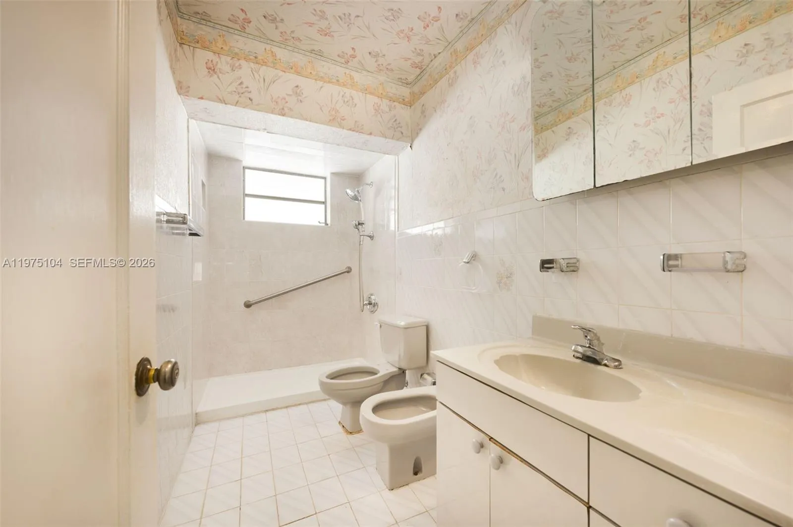2367 Sw 23rd Ter, Miami, Florida 33145, Miami, Florida 33145, 4 Bedrooms Bedrooms, ,2 BathroomsBathrooms,Residential,For Sale,2367 Sw 23rd Ter, Miami, Florida 33145,A11975104