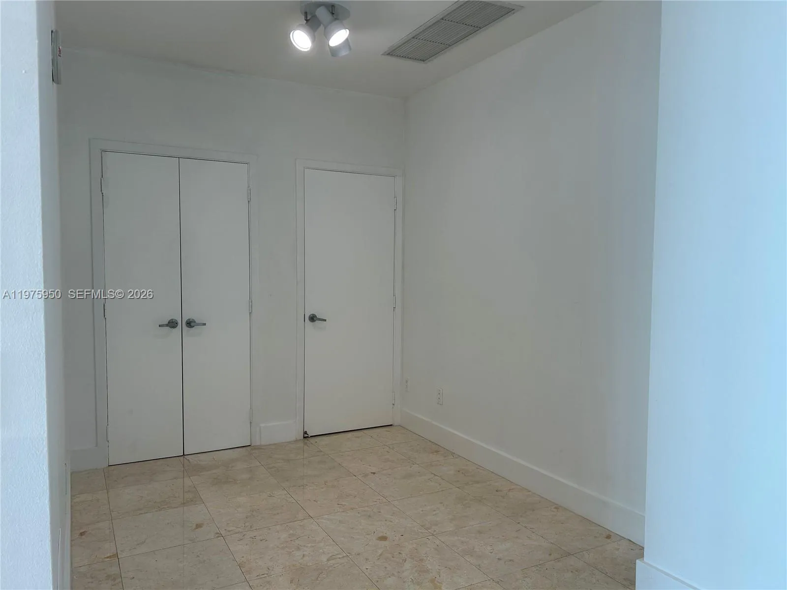 888 Biscayne Blvd 4806, Miami, Florida 33132, Miami, Florida 33132, 1 Bedroom Bedrooms, ,1 BathroomBathrooms,Residential Lease,For Rent,888 Biscayne Blvd 4806, Miami, Florida 33132,A11975950