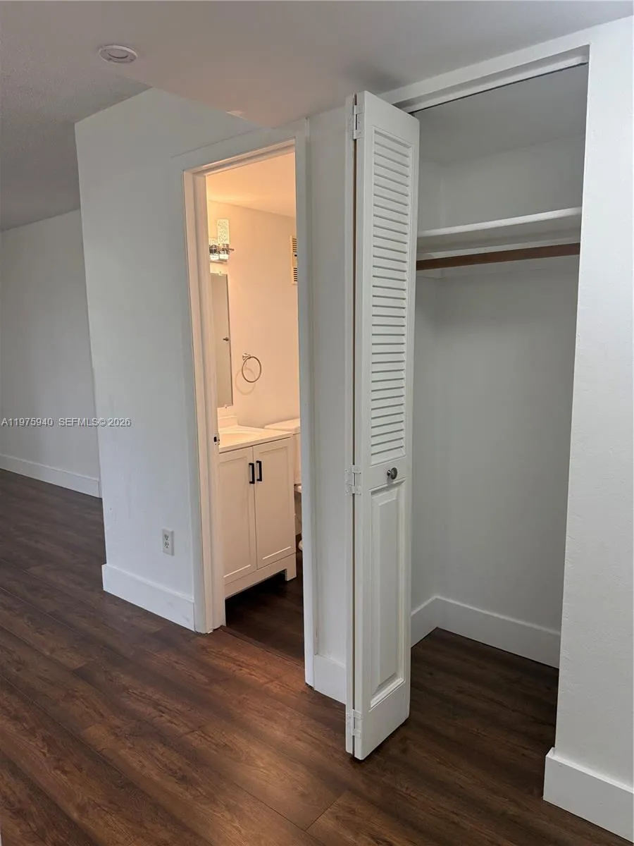 3490 Foxcroft Rd B114, Miramar, Florida 33025, Miramar, Florida 33025, 2 Bedrooms Bedrooms, ,2 BathroomsBathrooms,Residential Lease,For Rent,3490 Foxcroft Rd B114, Miramar, Florida 33025,A11975940