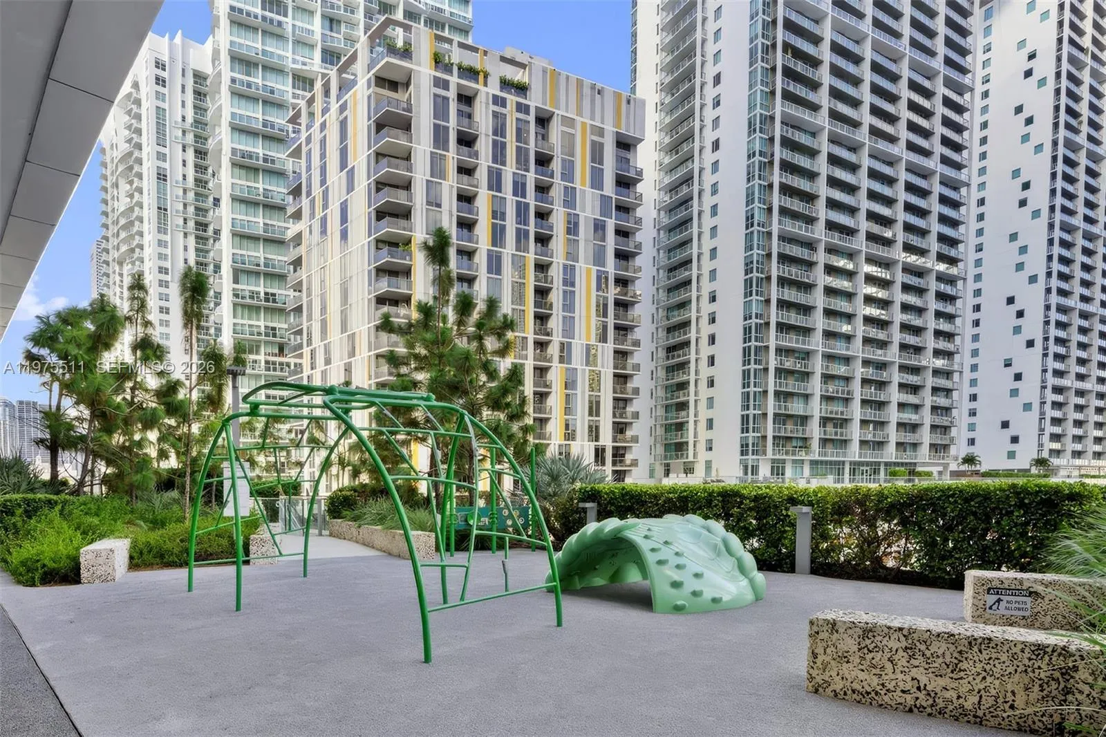 68 Se 6th St 2612, Miami, Florida 33131, Miami, Florida 33131, 2 Bedrooms Bedrooms, ,2 BathroomsBathrooms,Residential,For Sale,68 Se 6th St 2612, Miami, Florida 33131,A11975511