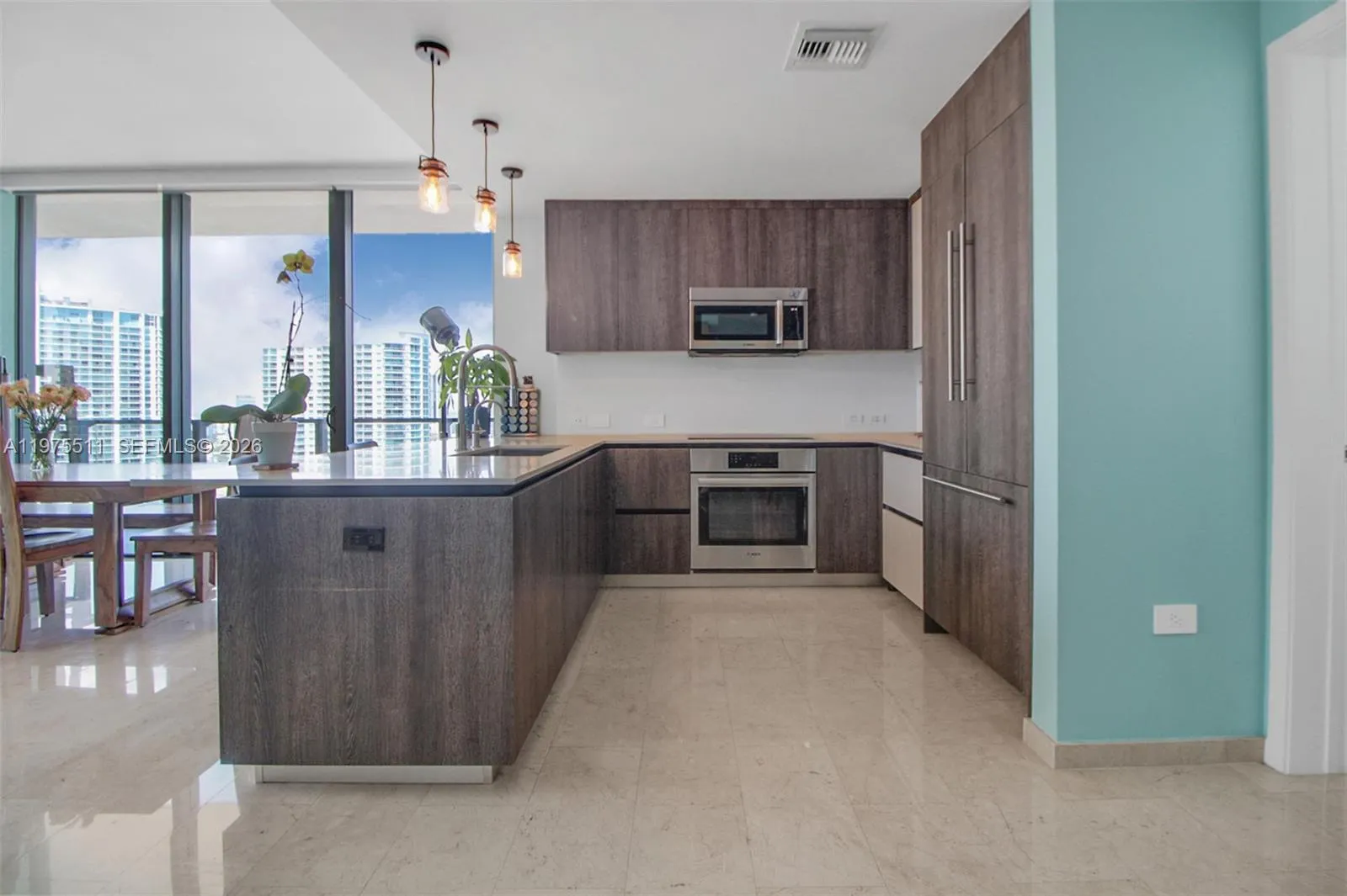 68 Se 6th St 2612, Miami, Florida 33131, Miami, Florida 33131, 2 Bedrooms Bedrooms, ,2 BathroomsBathrooms,Residential,For Sale,68 Se 6th St 2612, Miami, Florida 33131,A11975511