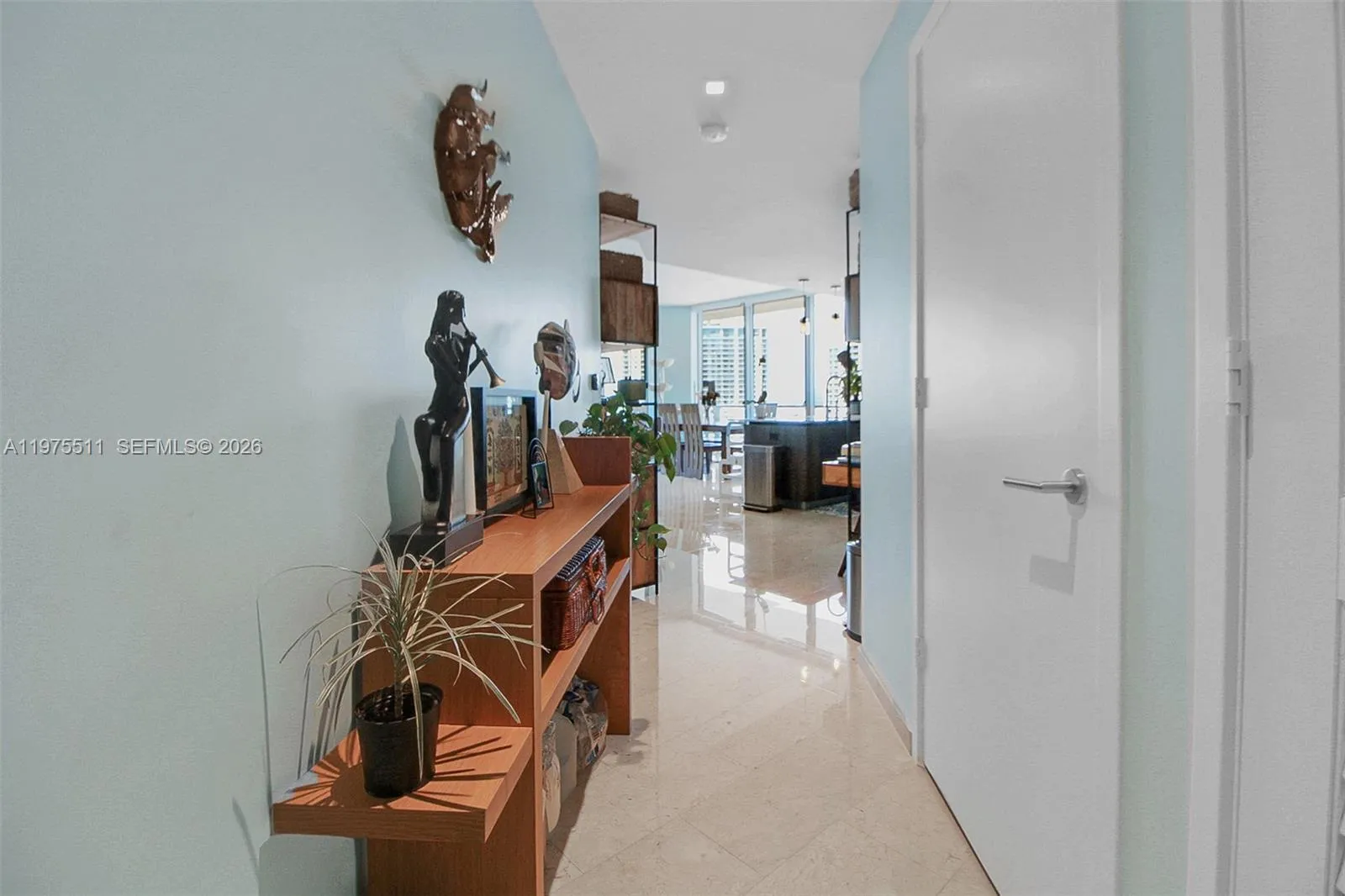 68 Se 6th St 2612, Miami, Florida 33131, Miami, Florida 33131, 2 Bedrooms Bedrooms, ,2 BathroomsBathrooms,Residential,For Sale,68 Se 6th St 2612, Miami, Florida 33131,A11975511