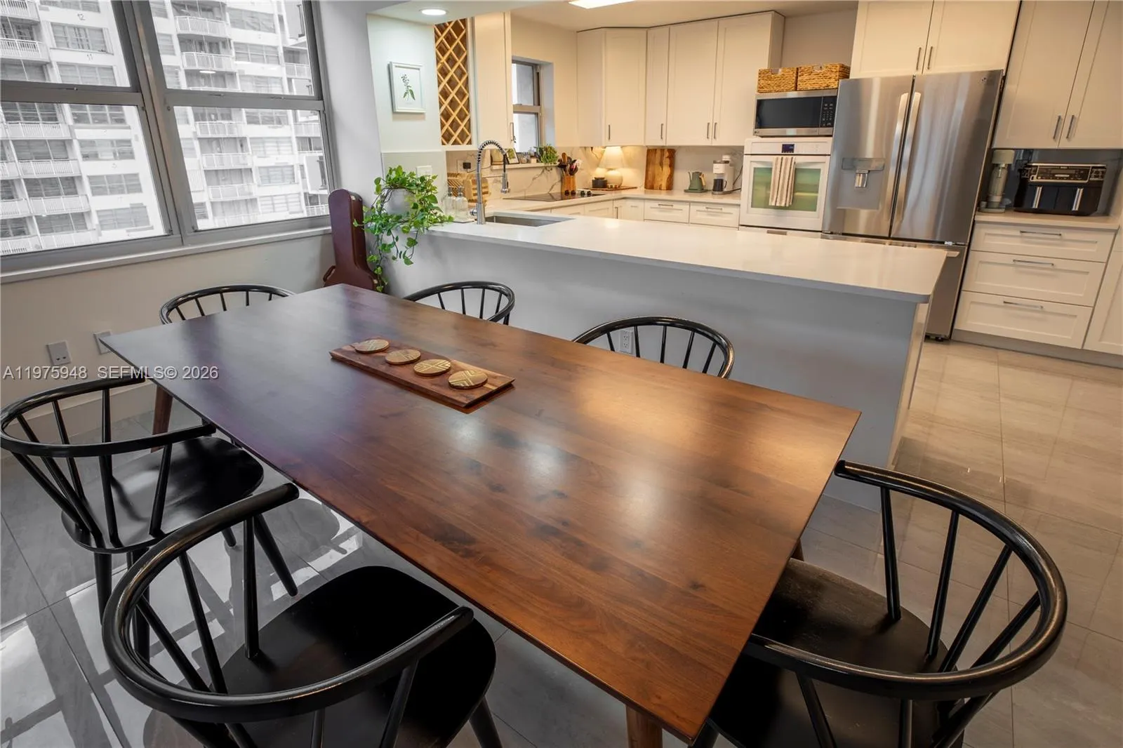 2750 Ne 183rd St 811, Aventura, Florida 33160, Aventura, Florida 33160, 2 Bedrooms Bedrooms, ,2 BathroomsBathrooms,Residential Lease,For Rent,2750 Ne 183rd St 811, Aventura, Florida 33160,A11975948