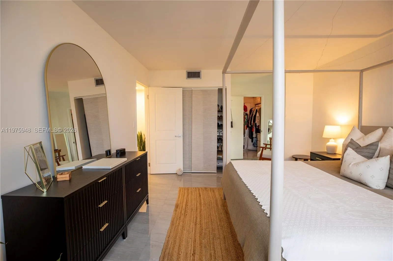 2750 Ne 183rd St 811, Aventura, Florida 33160, Aventura, Florida 33160, 2 Bedrooms Bedrooms, ,2 BathroomsBathrooms,Residential Lease,For Rent,2750 Ne 183rd St 811, Aventura, Florida 33160,A11975948