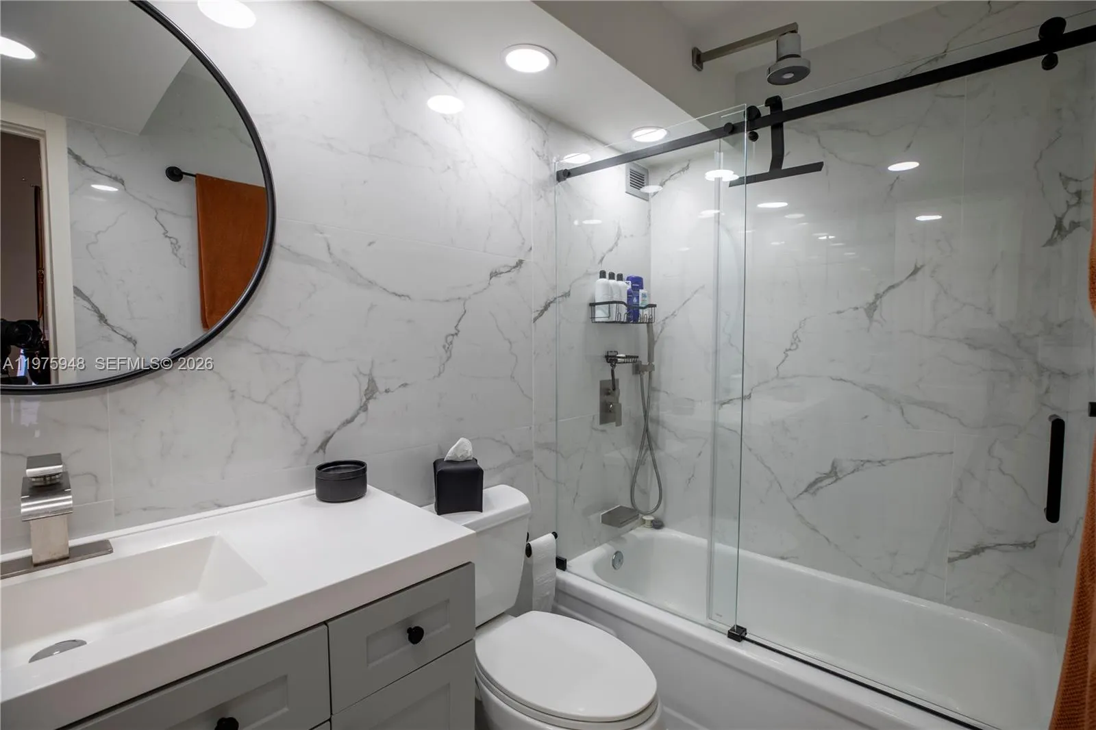 2750 Ne 183rd St 811, Aventura, Florida 33160, Aventura, Florida 33160, 2 Bedrooms Bedrooms, ,2 BathroomsBathrooms,Residential Lease,For Rent,2750 Ne 183rd St 811, Aventura, Florida 33160,A11975948