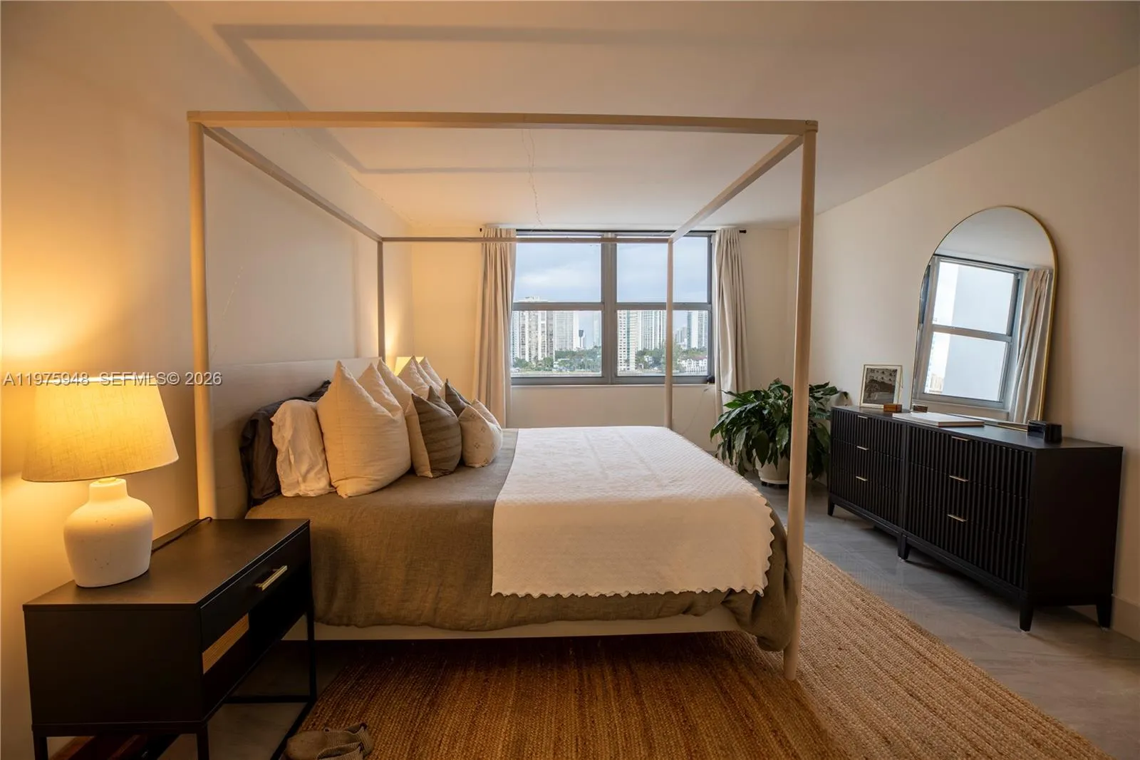 2750 Ne 183rd St 811, Aventura, Florida 33160, Aventura, Florida 33160, 2 Bedrooms Bedrooms, ,2 BathroomsBathrooms,Residential Lease,For Rent,2750 Ne 183rd St 811, Aventura, Florida 33160,A11975948