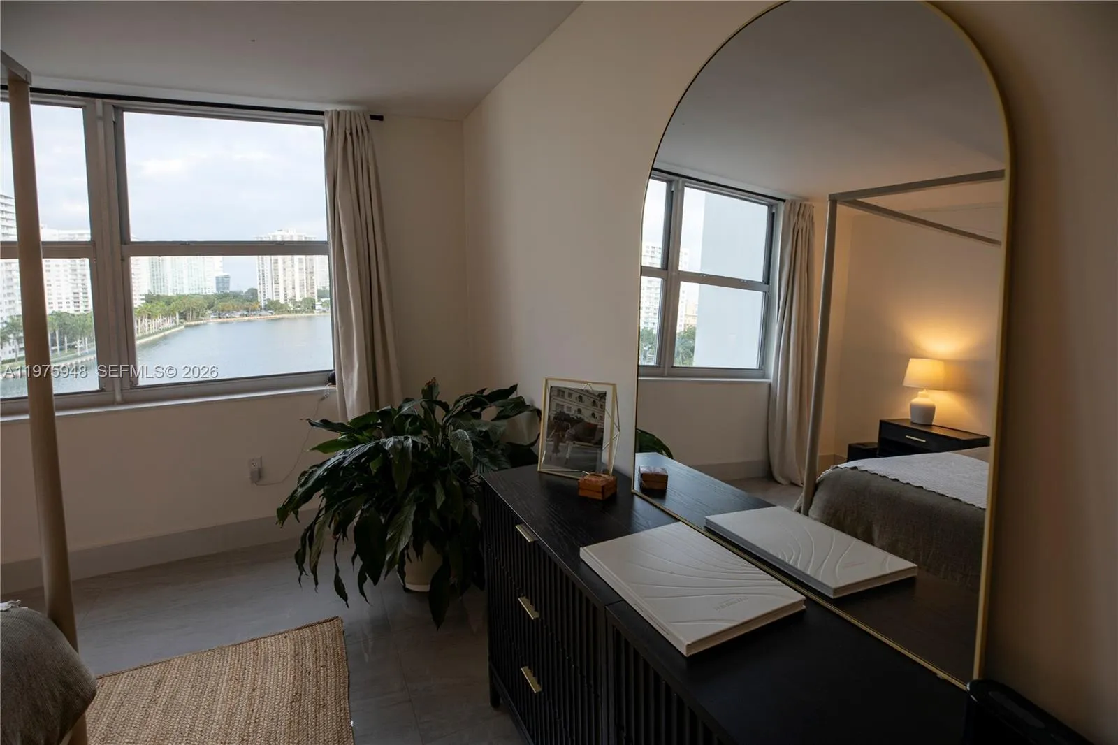 2750 Ne 183rd St 811, Aventura, Florida 33160, Aventura, Florida 33160, 2 Bedrooms Bedrooms, ,2 BathroomsBathrooms,Residential Lease,For Rent,2750 Ne 183rd St 811, Aventura, Florida 33160,A11975948