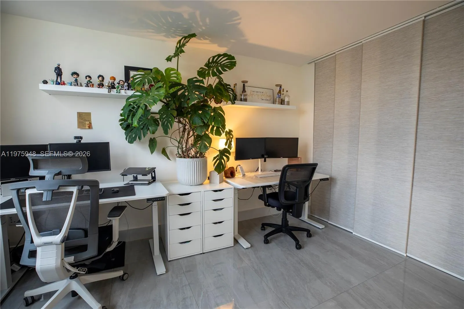 2750 Ne 183rd St 811, Aventura, Florida 33160, Aventura, Florida 33160, 2 Bedrooms Bedrooms, ,2 BathroomsBathrooms,Residential Lease,For Rent,2750 Ne 183rd St 811, Aventura, Florida 33160,A11975948