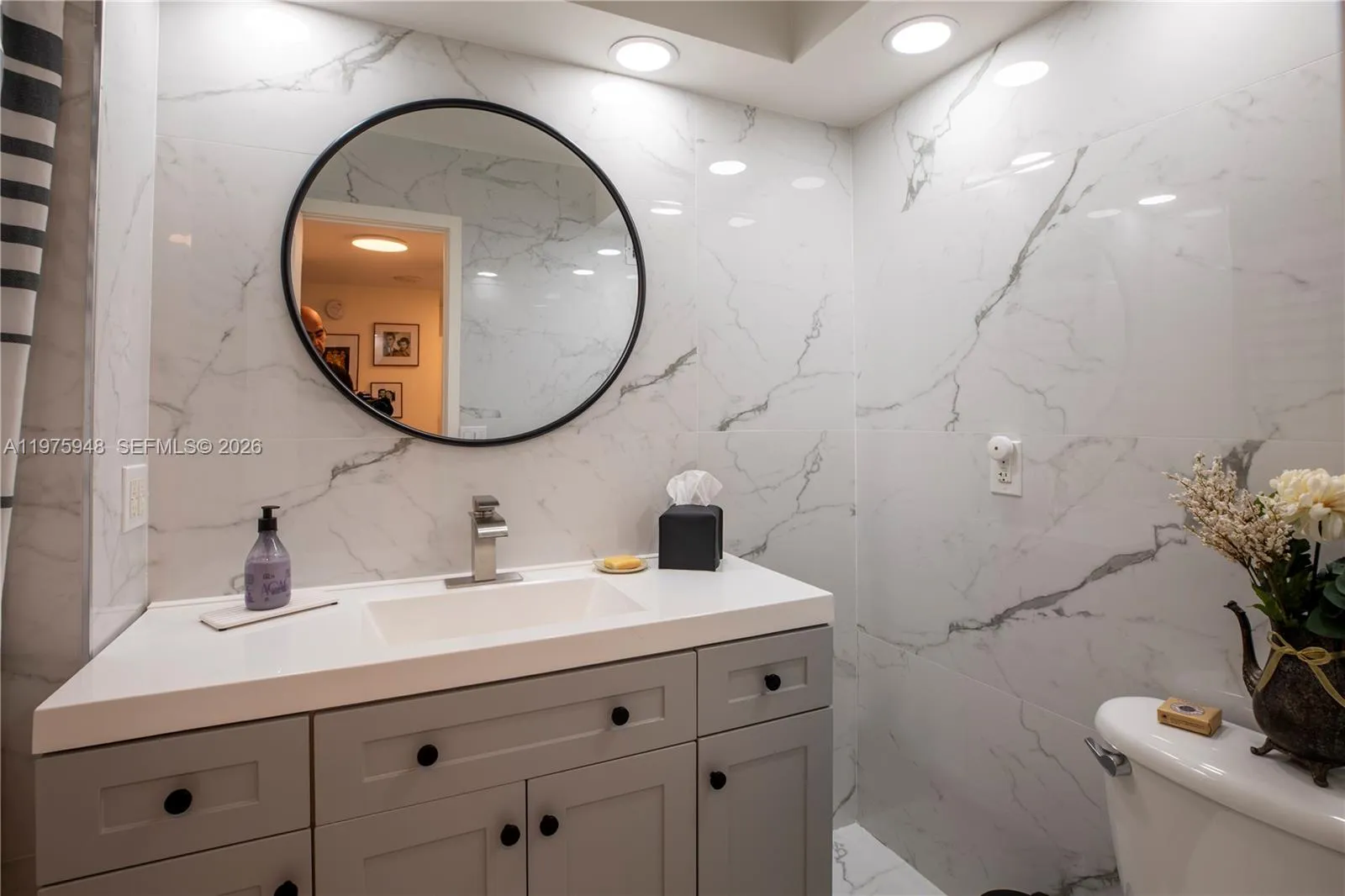 2750 Ne 183rd St 811, Aventura, Florida 33160, Aventura, Florida 33160, 2 Bedrooms Bedrooms, ,2 BathroomsBathrooms,Residential Lease,For Rent,2750 Ne 183rd St 811, Aventura, Florida 33160,A11975948