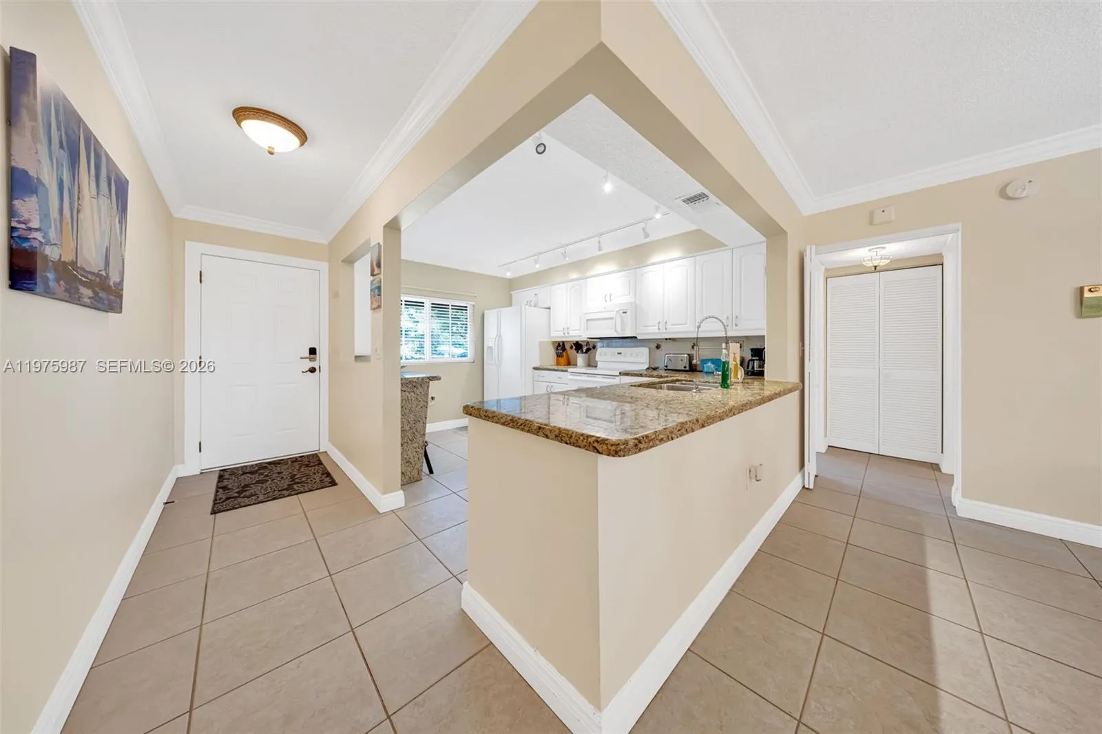 4040 Crystal Lake Dr 105, Deerfield Beach, Florida, Deerfield Beach, Florida 33064, 2 Bedrooms Bedrooms, ,2 BathroomsBathrooms,Residential Lease,For Rent,4040 Crystal Lake Dr 105, Deerfield Beach, Florida,A11975987