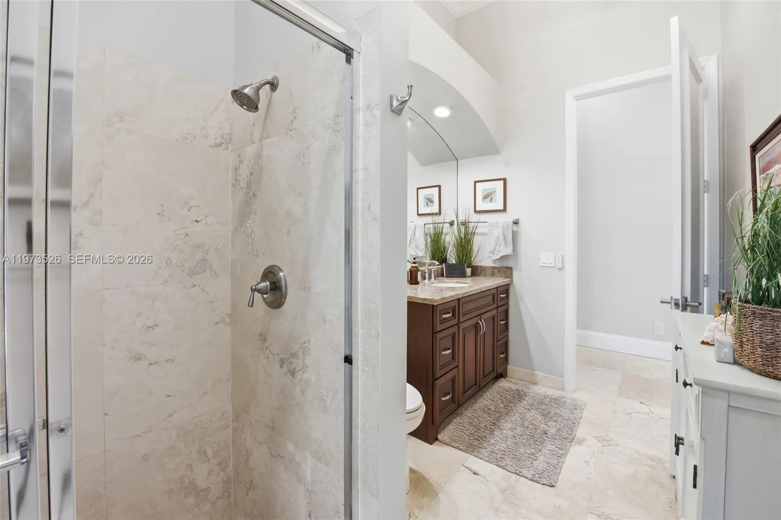 2465 Provence Cir, Weston, Florida 33327, Weston, Florida 33327, 6 Bedrooms Bedrooms, ,5 BathroomsBathrooms,Residential,For Sale,2465 Provence Cir, Weston, Florida 33327,A11973526