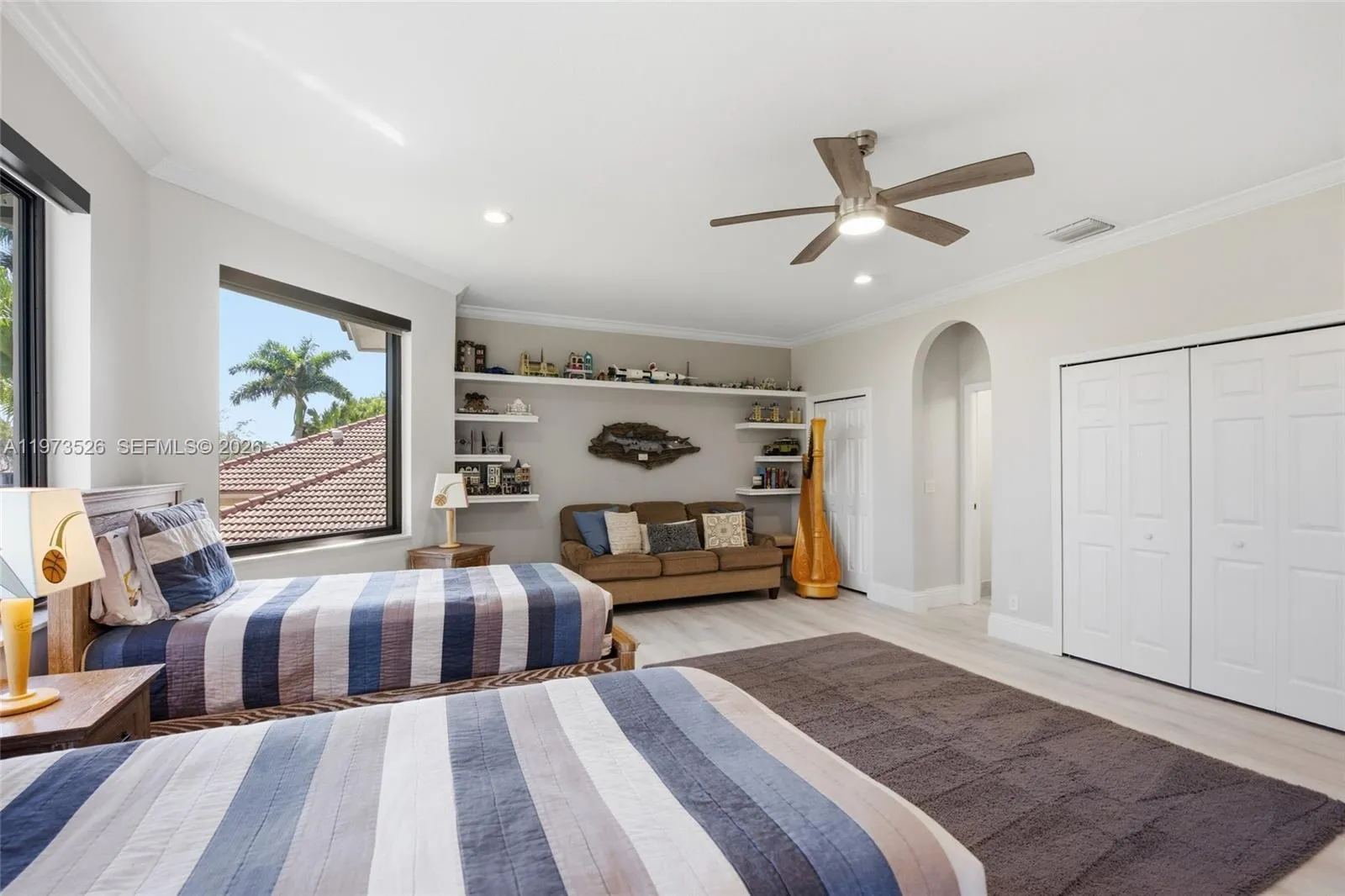 2465 Provence Cir, Weston, Florida 33327, Weston, Florida 33327, 6 Bedrooms Bedrooms, ,5 BathroomsBathrooms,Residential,For Sale,2465 Provence Cir, Weston, Florida 33327,A11973526