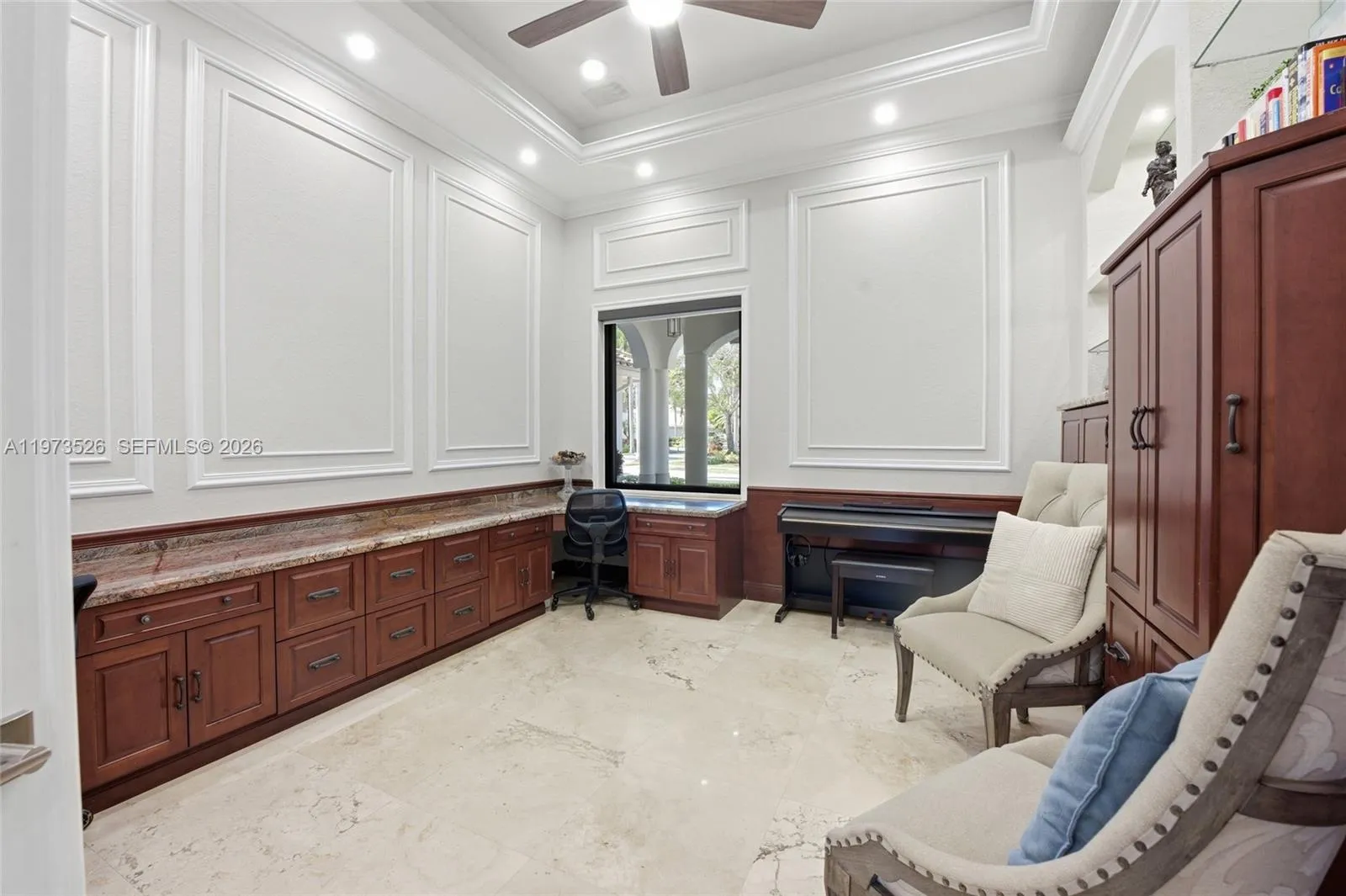 2465 Provence Cir, Weston, Florida 33327, Weston, Florida 33327, 6 Bedrooms Bedrooms, ,5 BathroomsBathrooms,Residential,For Sale,2465 Provence Cir, Weston, Florida 33327,A11973526