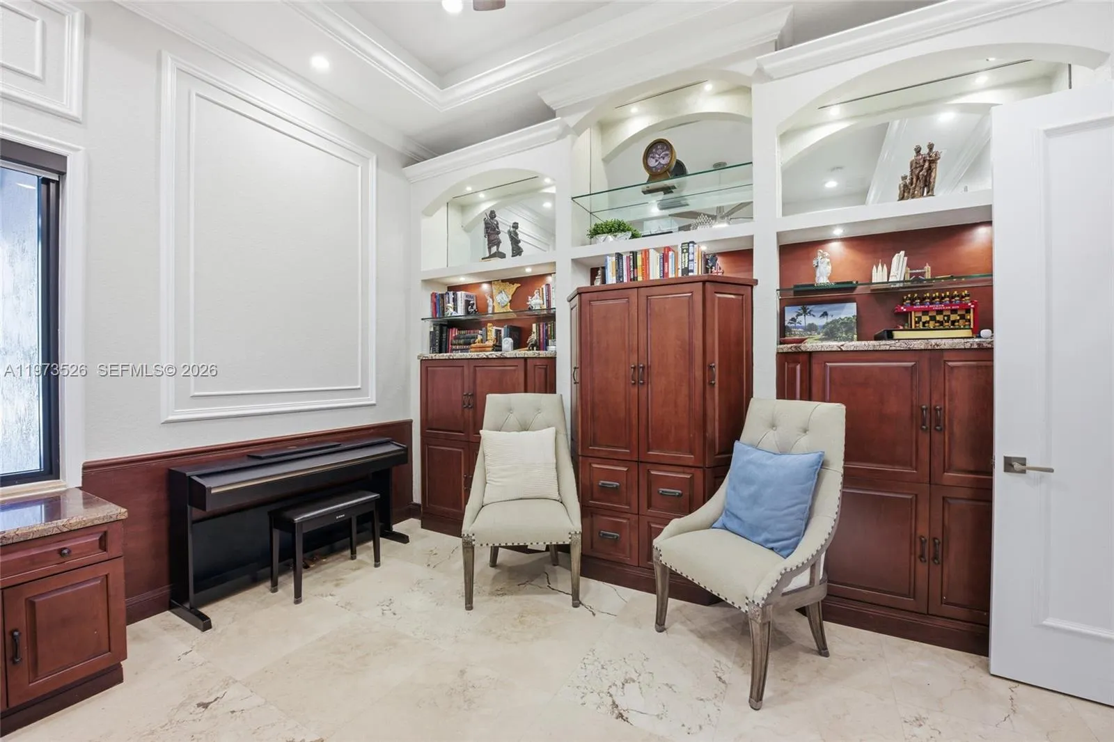 2465 Provence Cir, Weston, Florida 33327, Weston, Florida 33327, 6 Bedrooms Bedrooms, ,5 BathroomsBathrooms,Residential,For Sale,2465 Provence Cir, Weston, Florida 33327,A11973526