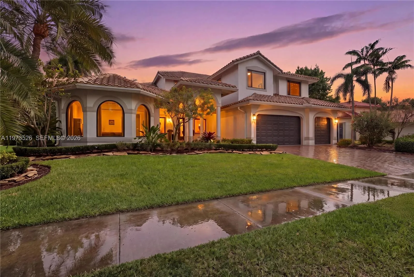 2465 Provence Cir, Weston, Florida 33327, Weston, Florida 33327, 6 Bedrooms Bedrooms, ,5 BathroomsBathrooms,Residential,For Sale,2465 Provence Cir, Weston, Florida 33327,A11973526