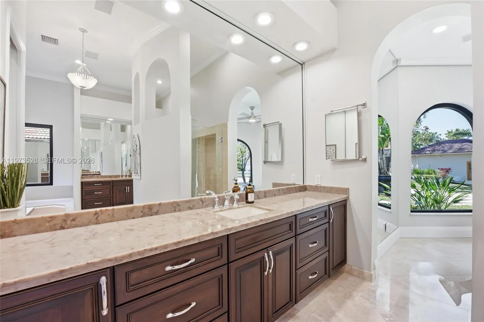 2465 Provence Cir, Weston, Florida 33327, Weston, Florida 33327, 6 Bedrooms Bedrooms, ,5 BathroomsBathrooms,Residential,For Sale,2465 Provence Cir, Weston, Florida 33327,A11973526