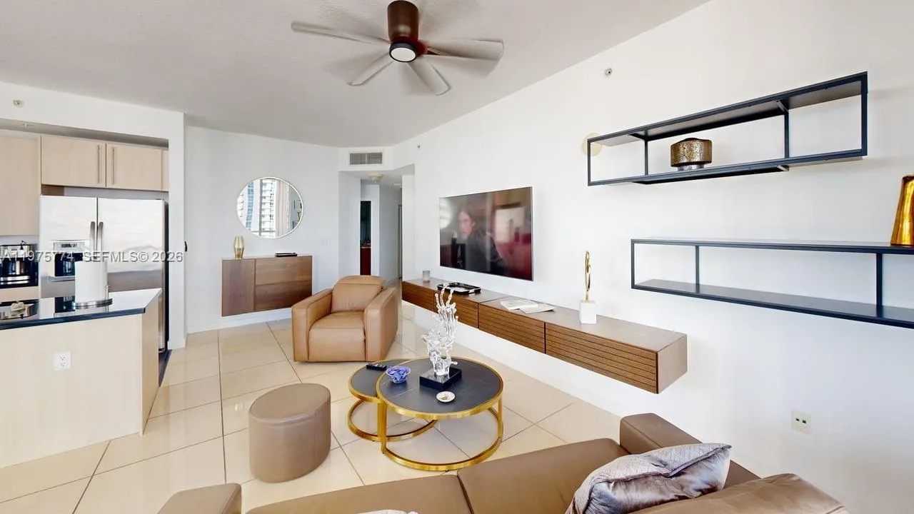 79 Sw 12th St 2206-s, Miami, Florida 33130, Miami, Florida 33130, 2 Bedrooms Bedrooms, ,2 BathroomsBathrooms,Residential Lease,For Rent,79 Sw 12th St 2206-s, Miami, Florida 33130,A11975774