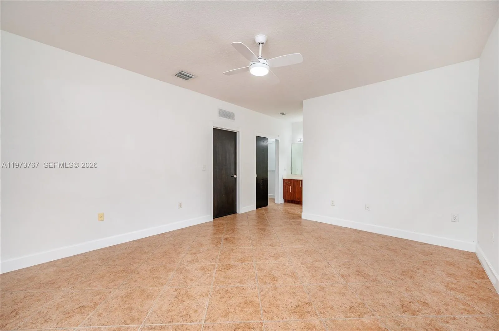 11115 W Okeechobee Rd 137, Hialeah Gardens, Florid, Hialeah Gardens, Florida 33018, 3 Bedrooms Bedrooms, ,2 BathroomsBathrooms,Residential Lease,For Rent,11115 W Okeechobee Rd 137, Hialeah Gardens, Florid,A11973767