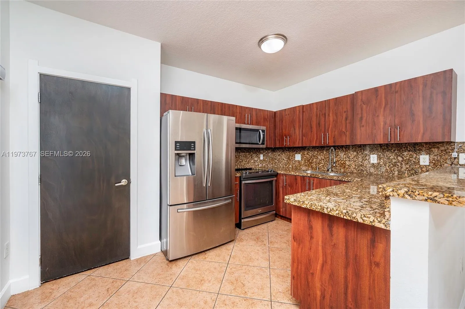 11115 W Okeechobee Rd 137, Hialeah Gardens, Florid, Hialeah Gardens, Florida 33018, 3 Bedrooms Bedrooms, ,2 BathroomsBathrooms,Residential Lease,For Rent,11115 W Okeechobee Rd 137, Hialeah Gardens, Florid,A11973767