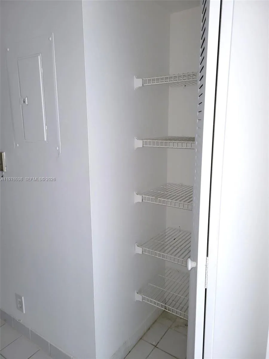 3300 Ne 191st St 814, Aventura, Florida 33180, Aventura, Florida 33180, 2 Bedrooms Bedrooms, ,2 BathroomsBathrooms,Residential Lease,For Rent,3300 Ne 191st St 814, Aventura, Florida 33180,A11976038