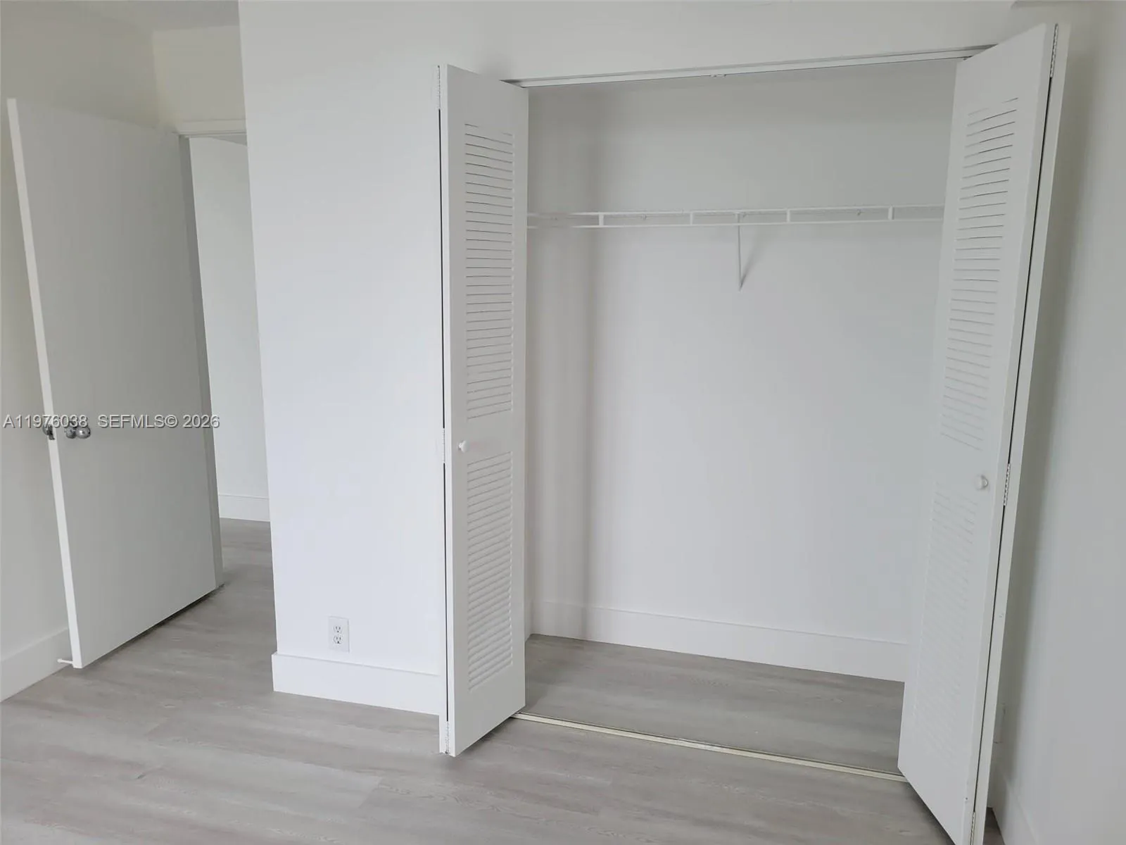 3300 Ne 191st St 814, Aventura, Florida 33180, Aventura, Florida 33180, 2 Bedrooms Bedrooms, ,2 BathroomsBathrooms,Residential Lease,For Rent,3300 Ne 191st St 814, Aventura, Florida 33180,A11976038