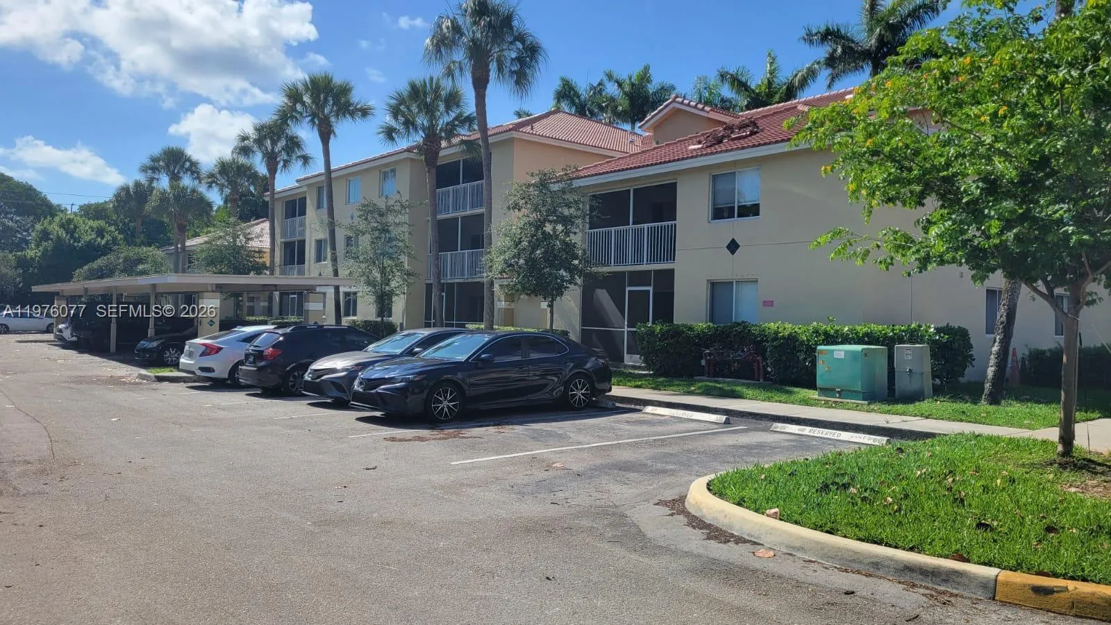 410 S Park Rd 1-108, Hollywood, Florida 33021, Hollywood, Florida 33021, 2 Bedrooms Bedrooms, ,2 BathroomsBathrooms,Residential,For Sale,410 S Park Rd 1-108, Hollywood, Florida 33021,A11976077
