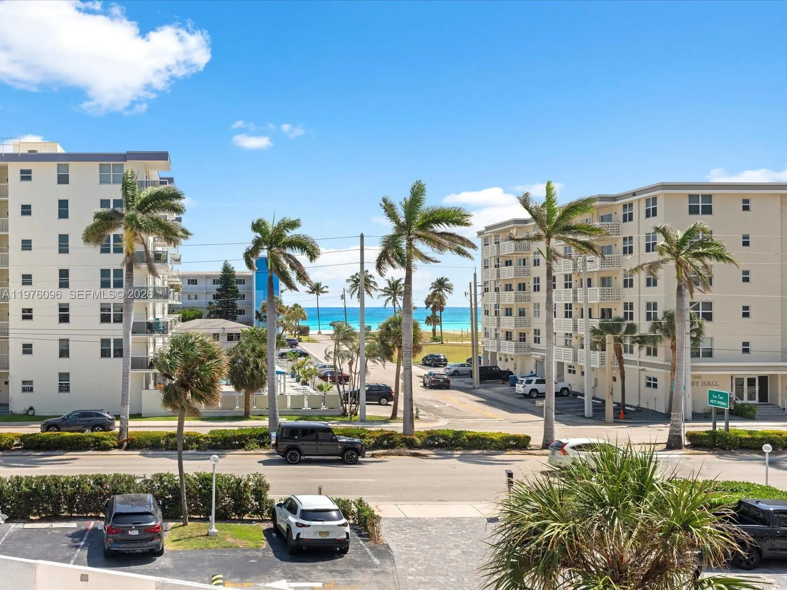 1500 S Ocean Dr 3g, Hollywood, Florida 33019, Hollywood, Florida 33019, 2 Bedrooms Bedrooms, ,2 BathroomsBathrooms,Residential Lease,For Rent,1500 S Ocean Dr 3g, Hollywood, Florida 33019,A11976096