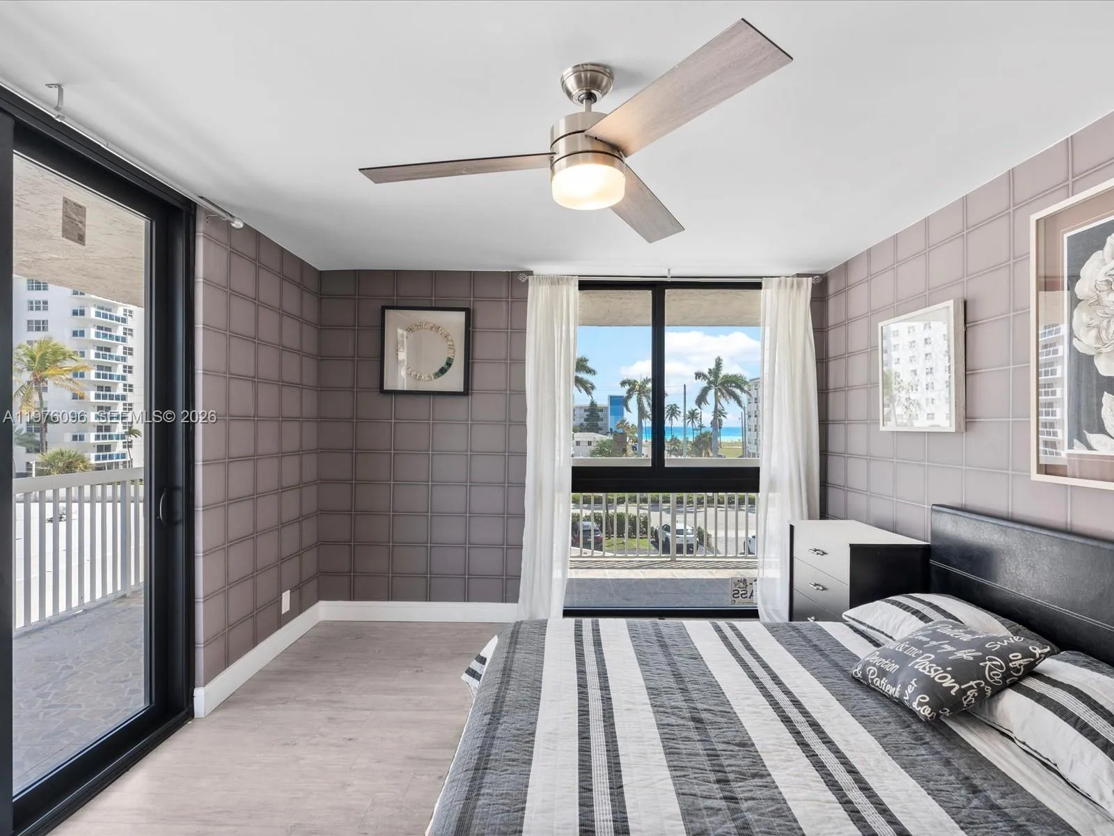 1500 S Ocean Dr 3g, Hollywood, Florida 33019, Hollywood, Florida 33019, 2 Bedrooms Bedrooms, ,2 BathroomsBathrooms,Residential Lease,For Rent,1500 S Ocean Dr 3g, Hollywood, Florida 33019,A11976096