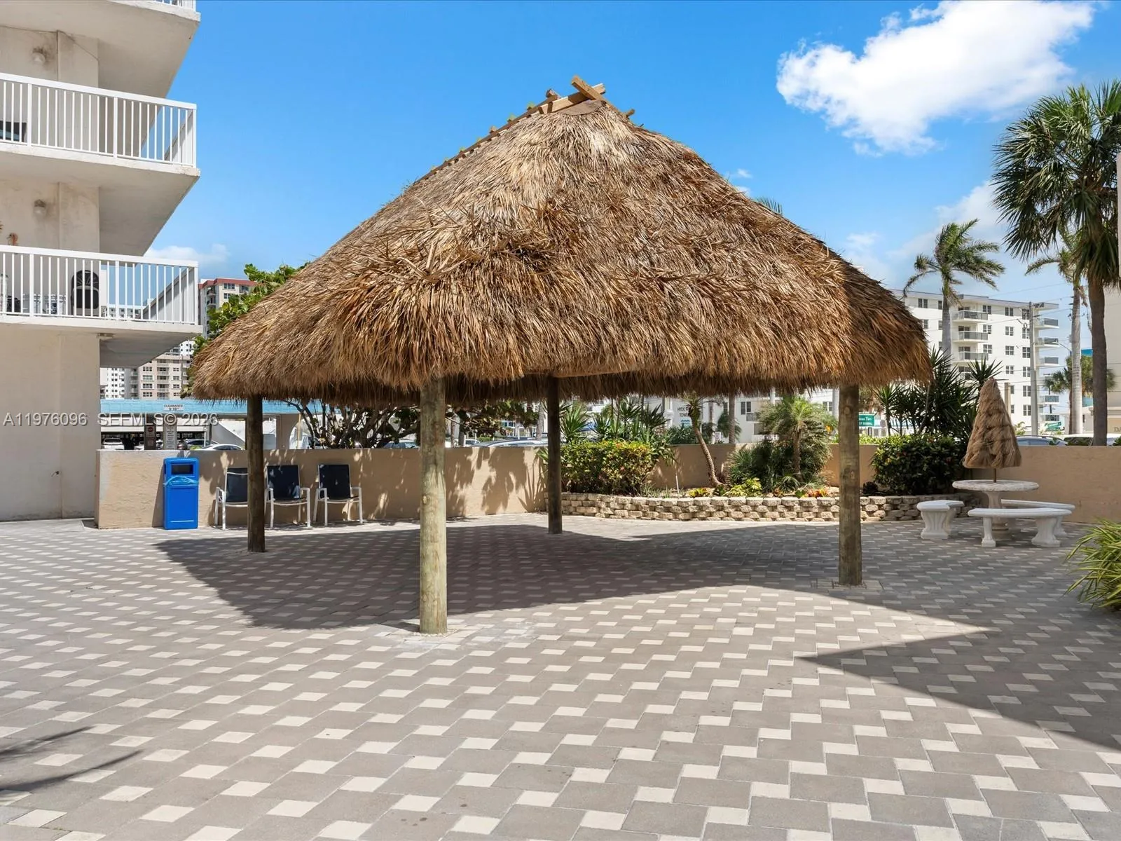 1500 S Ocean Dr 3g, Hollywood, Florida 33019, Hollywood, Florida 33019, 2 Bedrooms Bedrooms, ,2 BathroomsBathrooms,Residential Lease,For Rent,1500 S Ocean Dr 3g, Hollywood, Florida 33019,A11976096