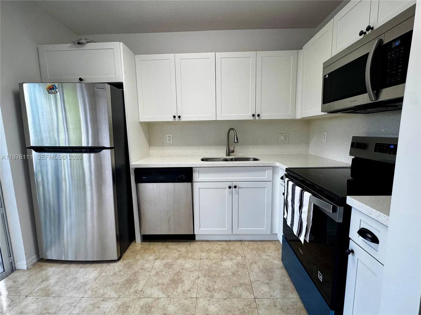 6676 Sw 115th Ct 404, Miami, Florida 33173, Miami, Florida 33173, 2 Bedrooms Bedrooms, ,2 BathroomsBathrooms,Residential Lease,For Rent,6676 Sw 115th Ct 404, Miami, Florida 33173,A11976111