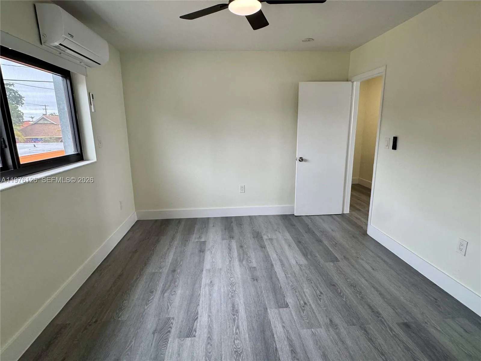 852 Sw 1st St 5, Miami, Florida 33130, Miami, Florida 33130, 1 Bedroom Bedrooms, ,1 BathroomBathrooms,Residential Lease,For Rent,852 Sw 1st St 5, Miami, Florida 33130,A11976126