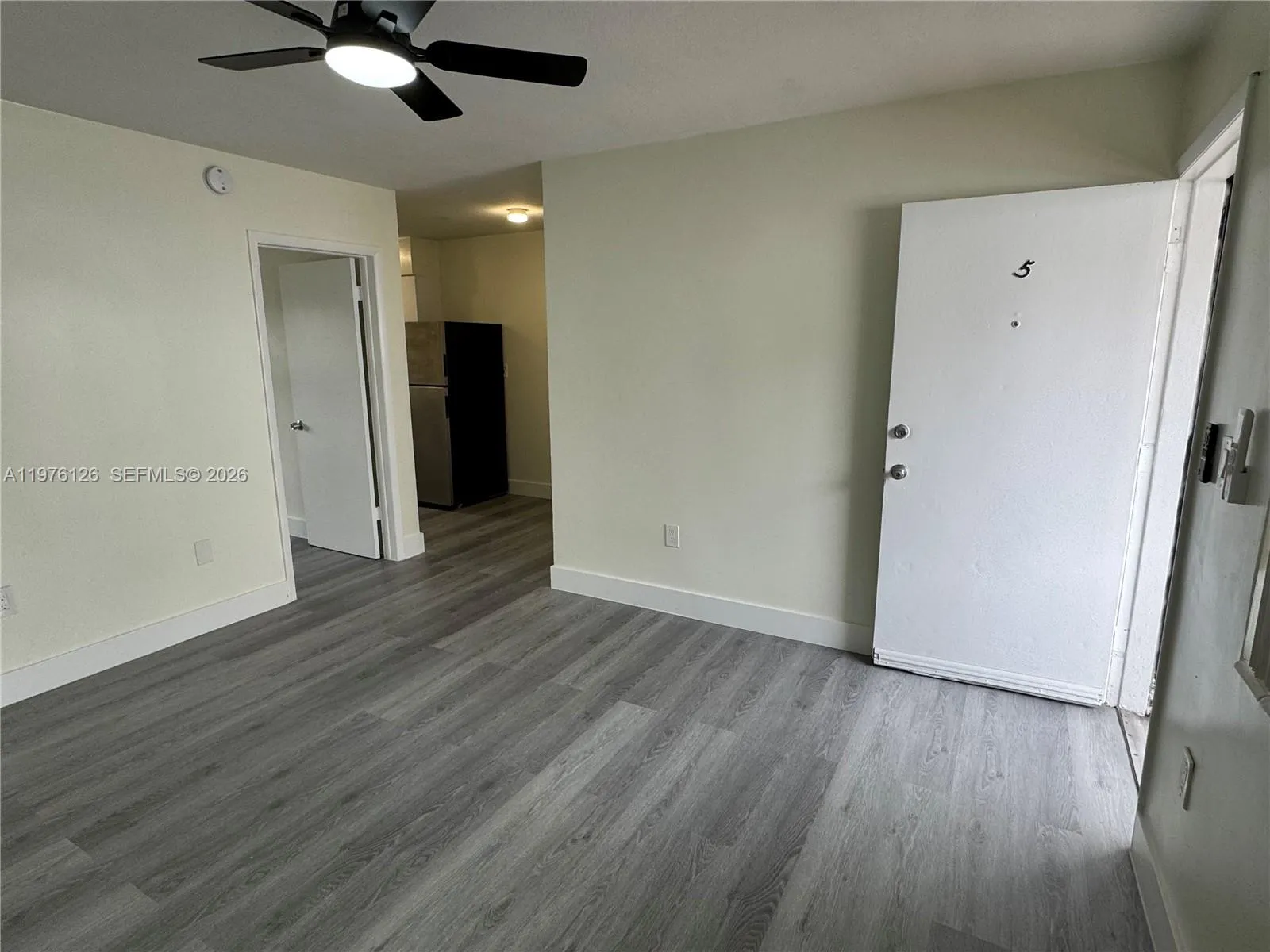 852 Sw 1st St 5, Miami, Florida 33130, Miami, Florida 33130, 1 Bedroom Bedrooms, ,1 BathroomBathrooms,Residential Lease,For Rent,852 Sw 1st St 5, Miami, Florida 33130,A11976126