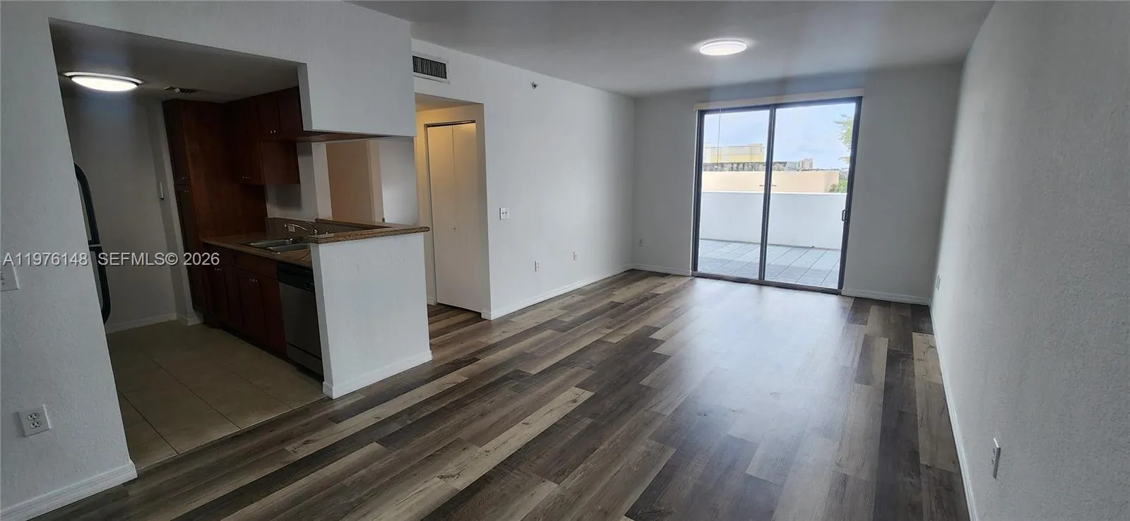 36 Nw 6th Ave 403, Miami, Florida 33128, Miami, Florida 33128, 1 Bedroom Bedrooms, ,1 BathroomBathrooms,Residential Lease,For Rent,36 Nw 6th Ave 403, Miami, Florida 33128,A11976148