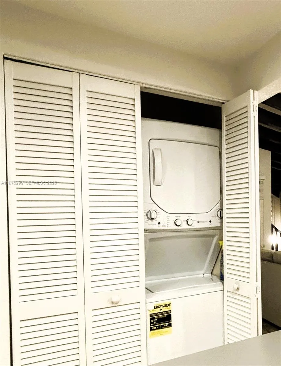 6937 Sw 115th Pl C37, Miami, Florida 33173, Miami, Florida 33173, 3 Bedrooms Bedrooms, ,2 BathroomsBathrooms,Residential,For Sale,6937 Sw 115th Pl C37, Miami, Florida 33173,A11975299