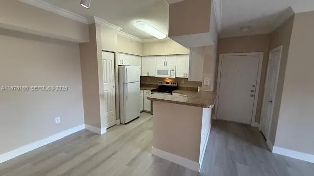 101 Sw 117th Ave 7305, Pembroke Pines, Florida 330, Pembroke Pines, Florida 33025, 1 Bedroom Bedrooms, ,1 BathroomBathrooms,Residential Lease,For Rent,101 Sw 117th Ave 7305, Pembroke Pines, Florida 330,A11976155