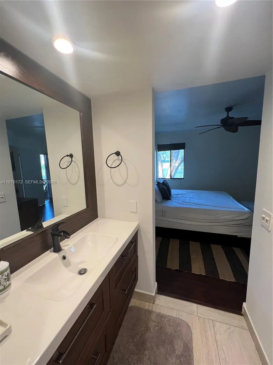 5533 Courtyard Dr 5533, Margate, Florida 33063, Margate, Florida 33063, 2 Bedrooms Bedrooms, ,2 BathroomsBathrooms,Residential Lease,For Rent,5533 Courtyard Dr 5533, Margate, Florida 33063,A11976172