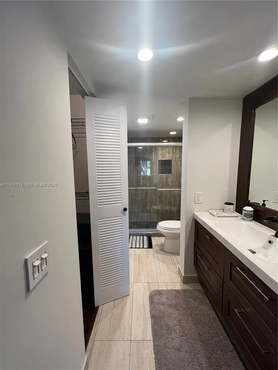 5533 Courtyard Dr 5533, Margate, Florida 33063, Margate, Florida 33063, 2 Bedrooms Bedrooms, ,2 BathroomsBathrooms,Residential Lease,For Rent,5533 Courtyard Dr 5533, Margate, Florida 33063,A11976172