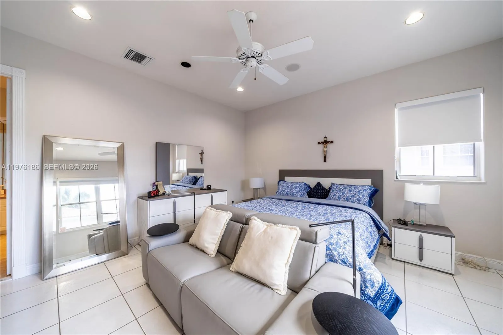 1547 Mariner Way 0, Hollywood, Florida 33019, Hollywood, Florida 33019, 5 Bedrooms Bedrooms, ,3 BathroomsBathrooms,Residential Lease,For Rent,1547 Mariner Way 0, Hollywood, Florida 33019,A11976186