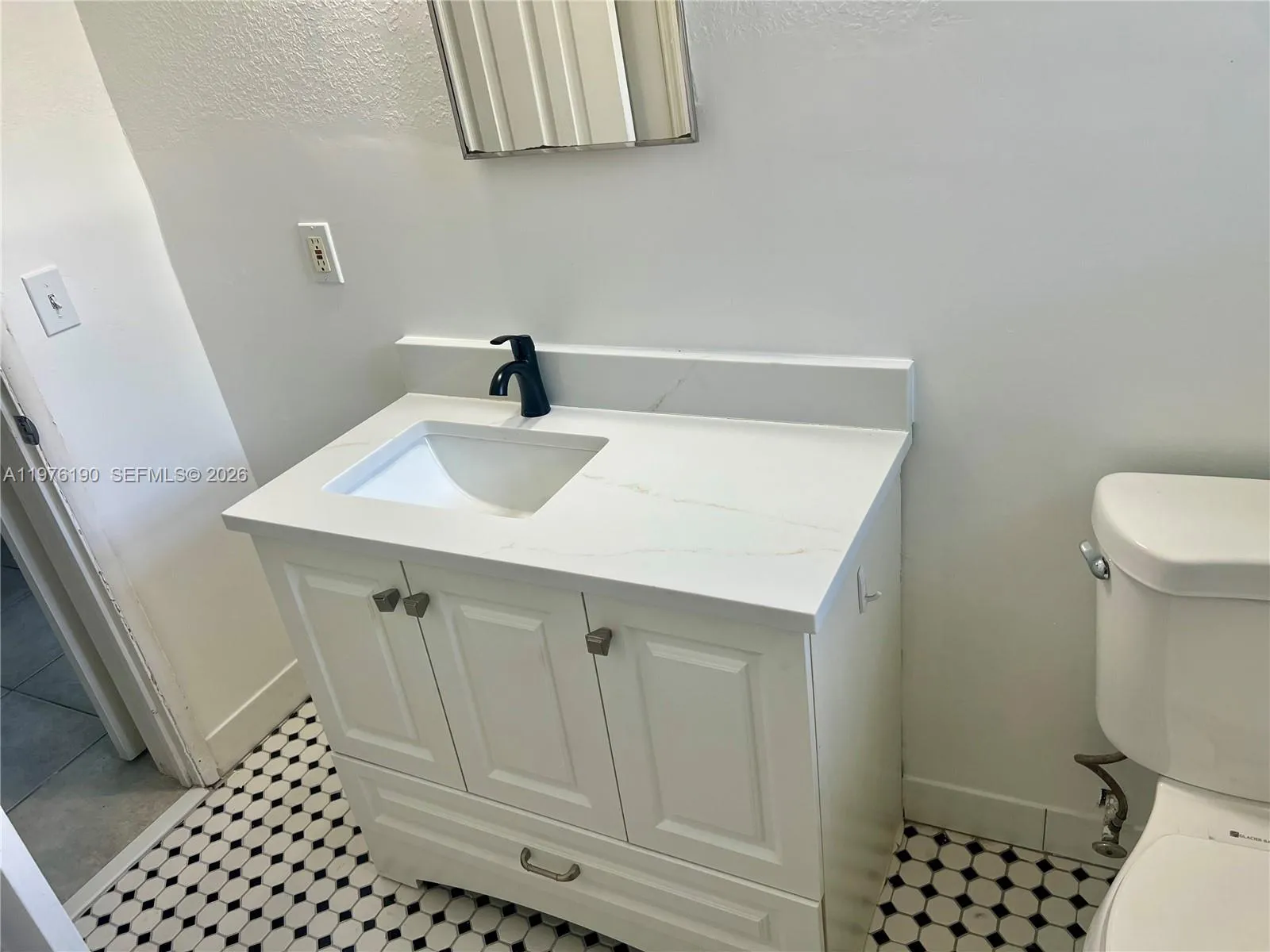 630 Ne 15th Ct, Fort Lauderdale, Florida 33304, Fort Lauderdale, Florida 33304, ,Residential Income,For Sale,630 Ne 15th Ct, Fort Lauderdale, Florida 33304,A11976190
