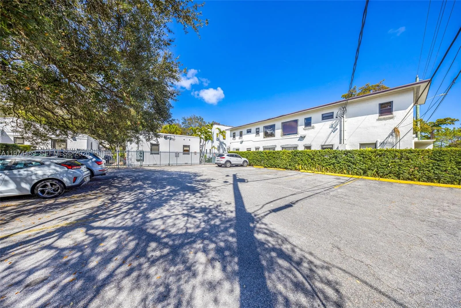 2000 Monroe St, Hollywood, Florida 33020, Hollywood, Florida 33020, ,Residential Income,For Sale,2000 Monroe St, Hollywood, Florida 33020,A11974489