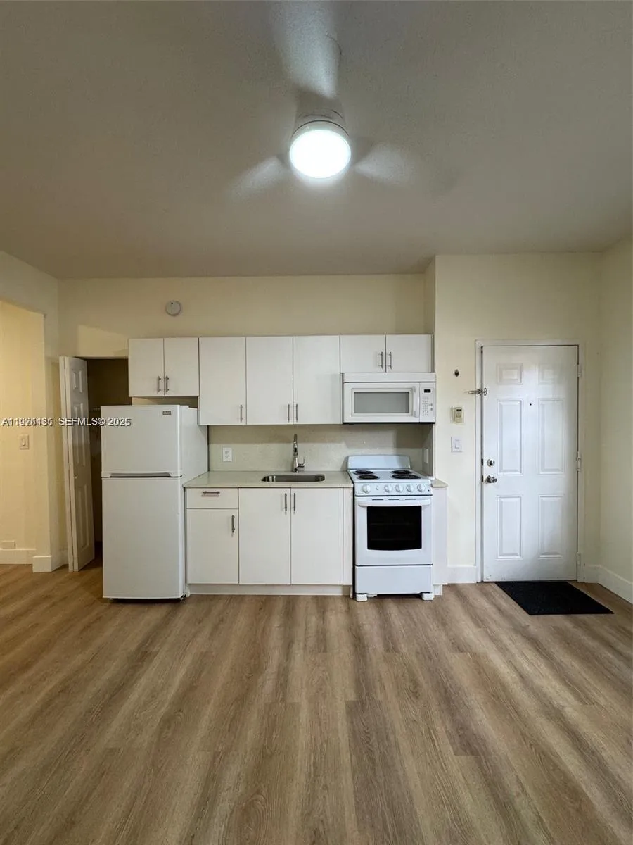 2000 Monroe St 1-15, Hollywood, Florida 33020, Hollywood, Florida 33020, ,Commercial Sale,For Sale,2000 Monroe St 1-15, Hollywood, Florida 33020,A11974135
