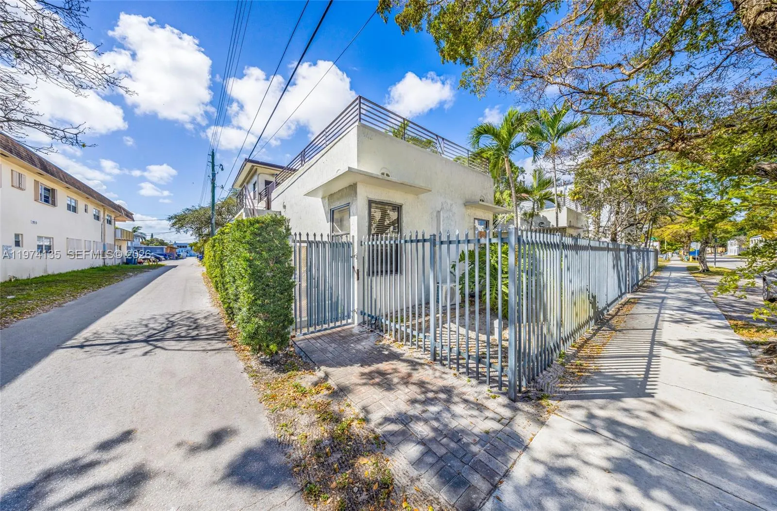 2000 Monroe St 1-15, Hollywood, Florida 33020, Hollywood, Florida 33020, ,Commercial Sale,For Sale,2000 Monroe St 1-15, Hollywood, Florida 33020,A11974135