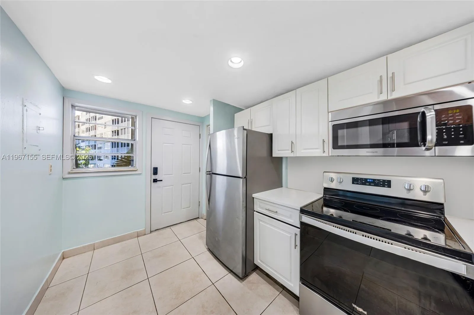 1750 Ne 191st St 326-4, Miami, Florida 33179, Miami, Florida 33179, 2 Bedrooms Bedrooms, ,2 BathroomsBathrooms,Residential,For Sale,1750 Ne 191st St 326-4, Miami, Florida 33179,A11967155