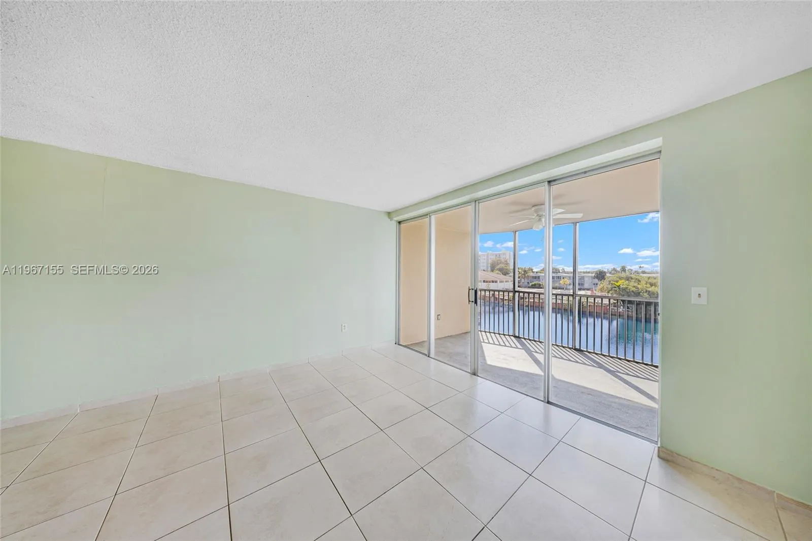 1750 Ne 191st St 326-4, Miami, Florida 33179, Miami, Florida 33179, 2 Bedrooms Bedrooms, ,2 BathroomsBathrooms,Residential,For Sale,1750 Ne 191st St 326-4, Miami, Florida 33179,A11967155