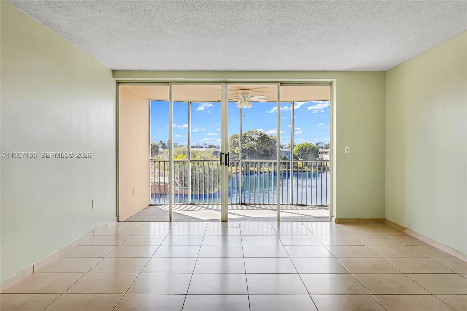 1750 Ne 191st St 326-4, Miami, Florida 33179, Miami, Florida 33179, 2 Bedrooms Bedrooms, ,2 BathroomsBathrooms,Residential,For Sale,1750 Ne 191st St 326-4, Miami, Florida 33179,A11967155