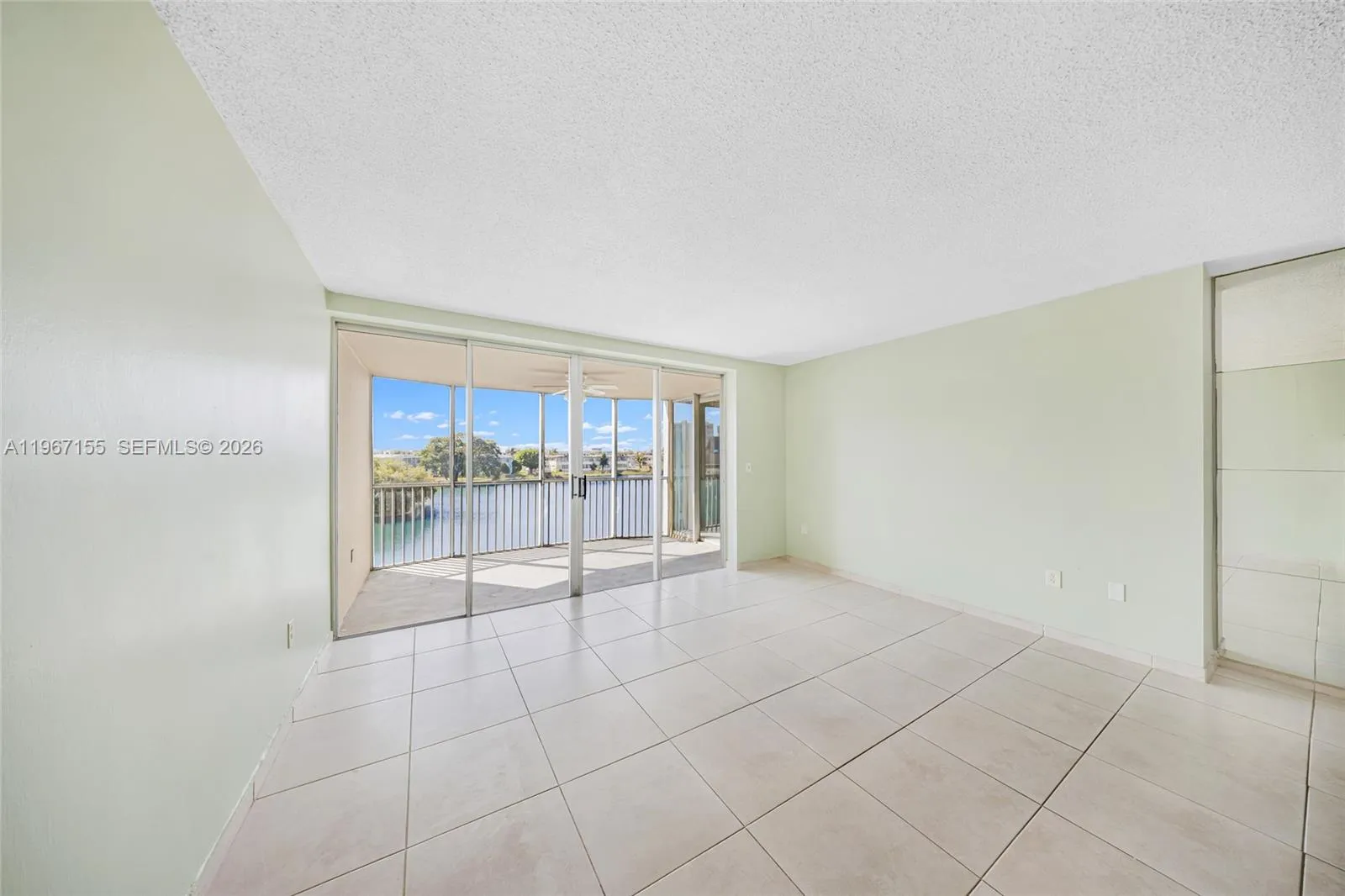 1750 Ne 191st St 326-4, Miami, Florida 33179, Miami, Florida 33179, 2 Bedrooms Bedrooms, ,2 BathroomsBathrooms,Residential,For Sale,1750 Ne 191st St 326-4, Miami, Florida 33179,A11967155
